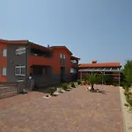 Komljen 4 By Interhome * Vir