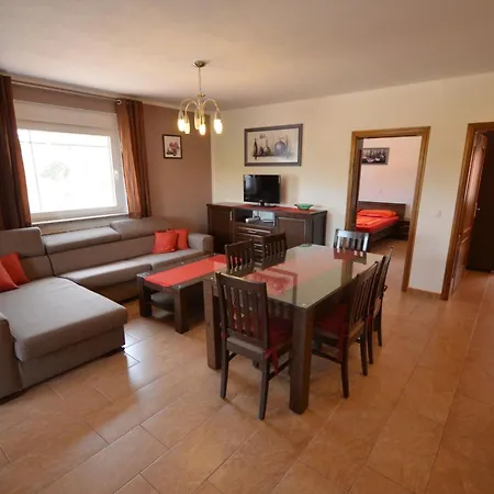 Apartman Komljen 4 By Interhome *