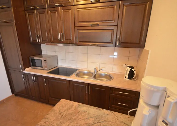 Apartman Komljen 4 By Interhome *