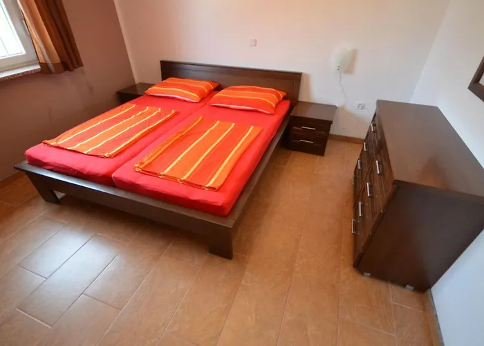 Komljen 4 By Interhome Apartman Vir