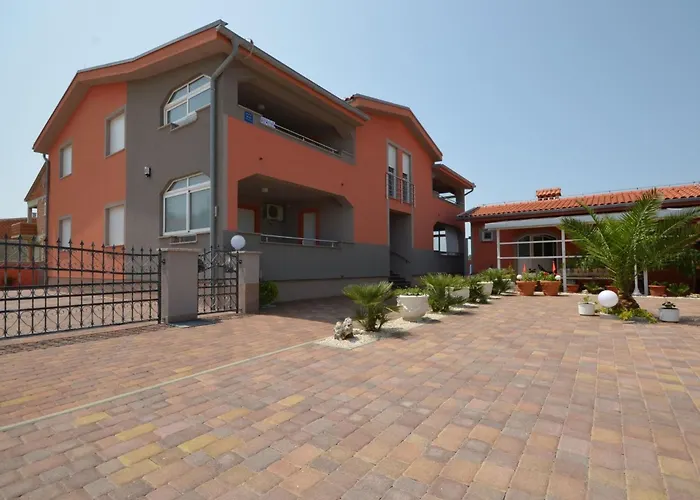 Komljen 4 By Interhome Apartman Vir